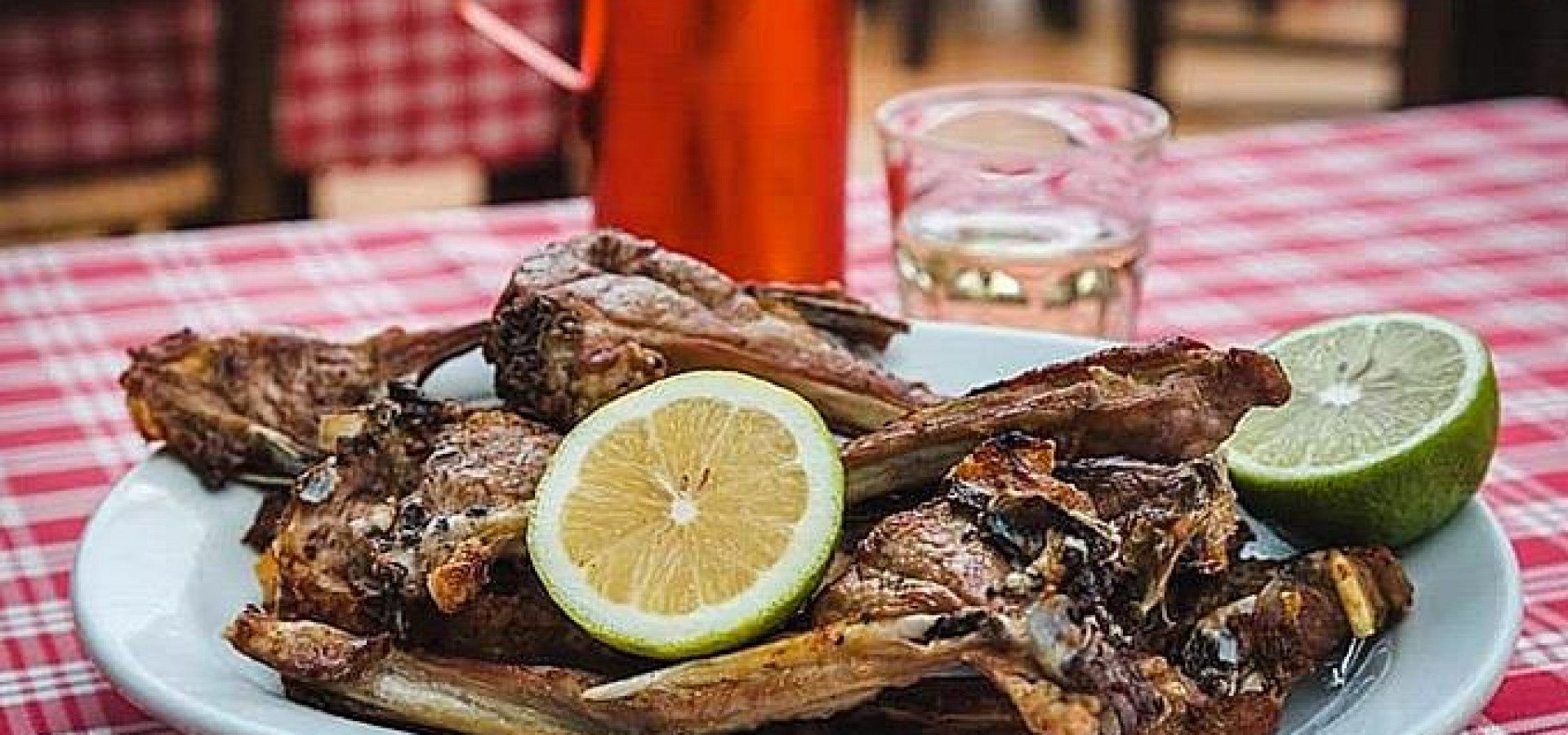 Πού θα φας τα καλύτερα παϊδάκια στην Αθήνα;