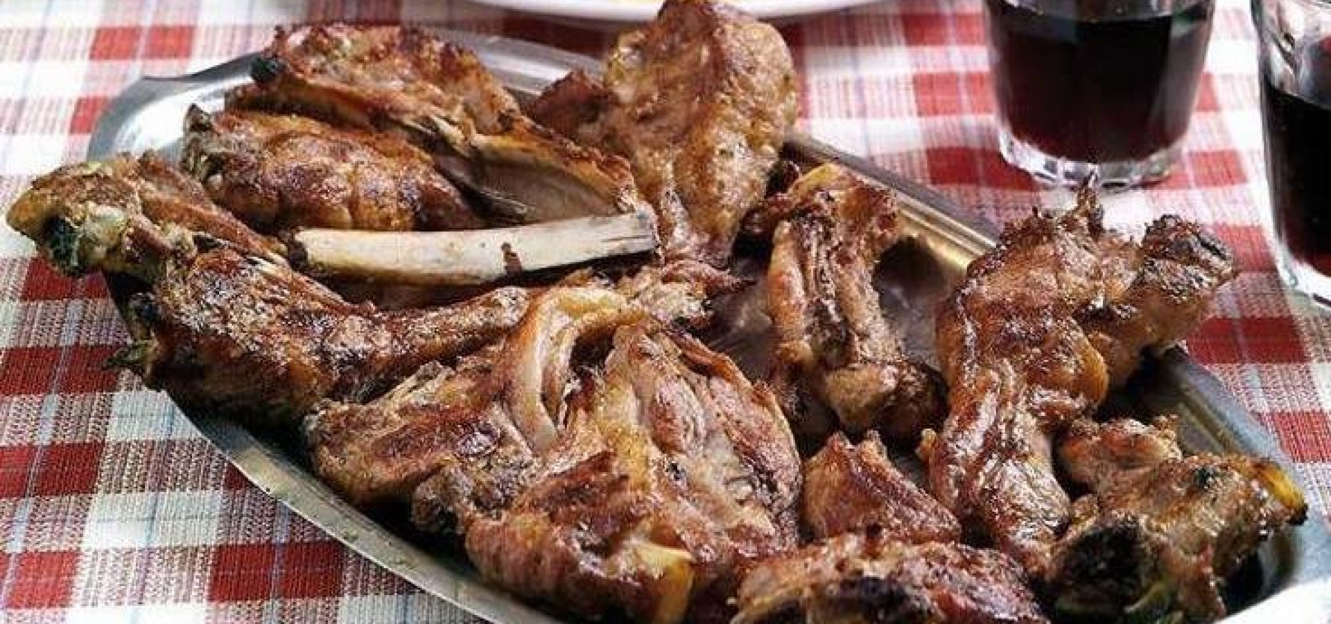 Παϊδάκια αρνίσια στο φούρνο