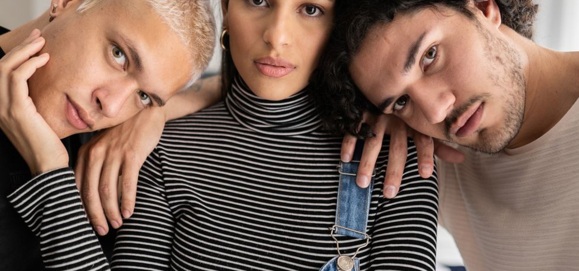 Here's How Solo Polo Compares to Other Kinds of Polyamory