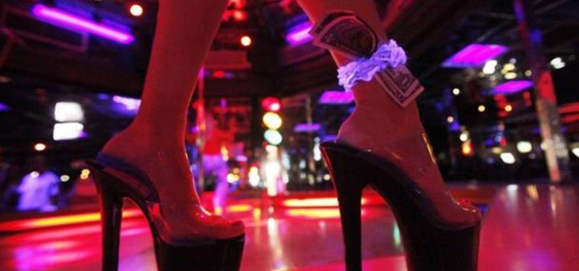 Ελεγκτικό «στριπτίζ» σε γνωστό κέντρο διασκέδασης ενηλίκων – Εντόπισε φοροδιαφυγή 3 εκατ. ευρώ