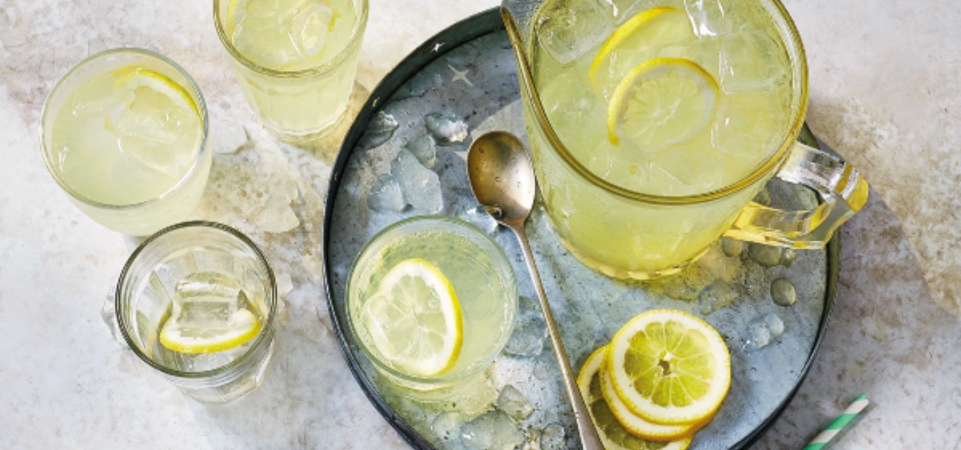 Σπιτική λεμονάδα: Πώς να φτιάξετε μια πεντανόστιμη σπιτική λεμονάδα;