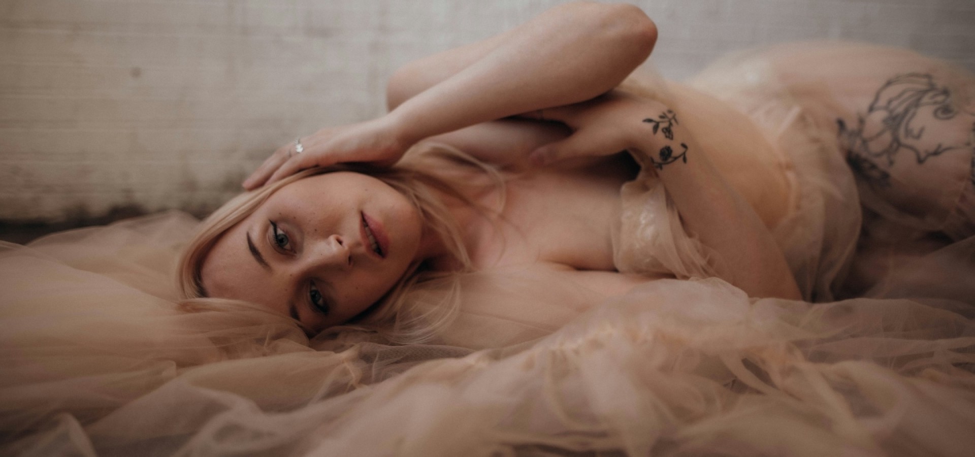 Άγχος επίδοσης στο σεξ: Τι να κάνεις αν η πίεση μπαίνει εμπόδιο στην απόλαυσή σου