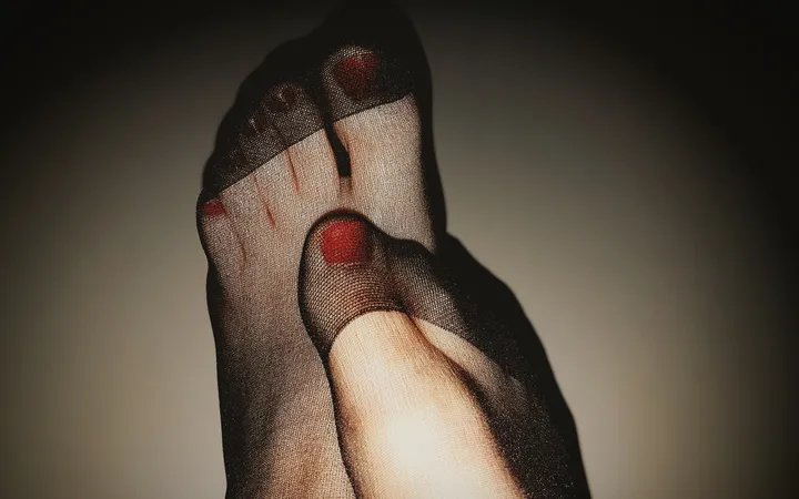 The Difference Between A Fetish and Kink, According to Sex Experts