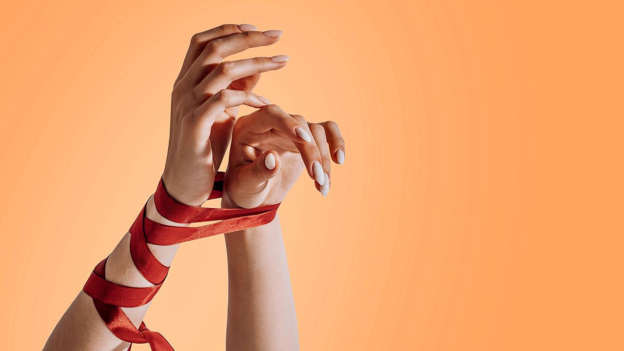 Πώς να τρελάνεις έναν άντρα στο κρεβάτι: Οδηγός πάθους και φαντασίας