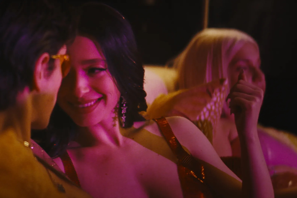 Τι είναι σκανδαλώδες σήμερα;  